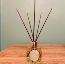 Load image into Gallery viewer, Snooboos Natural Essential Oil Diffuser